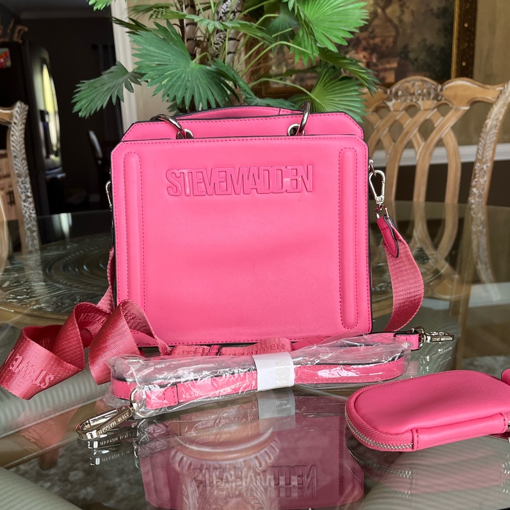 Bevelyn Hot Pink Steve Madden Cross Body